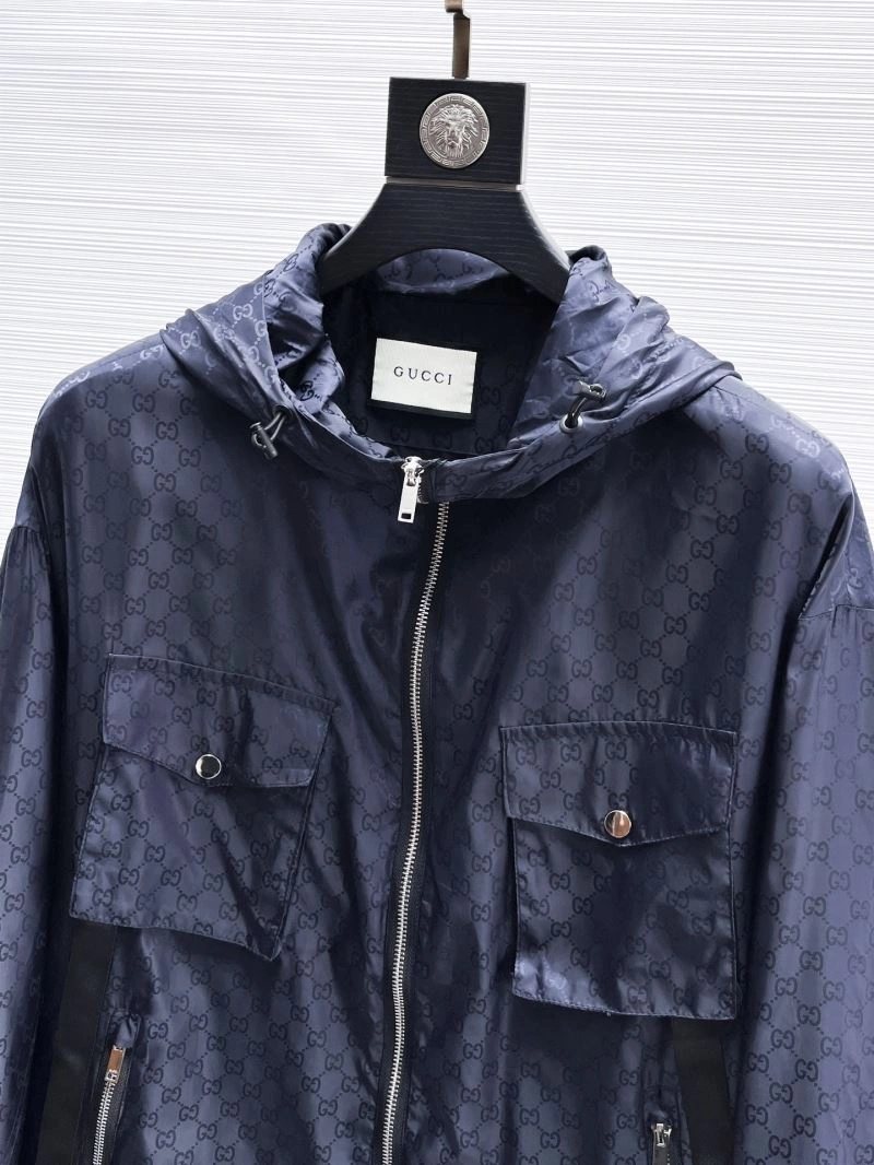 Gucci Outwear Fashionable 126323