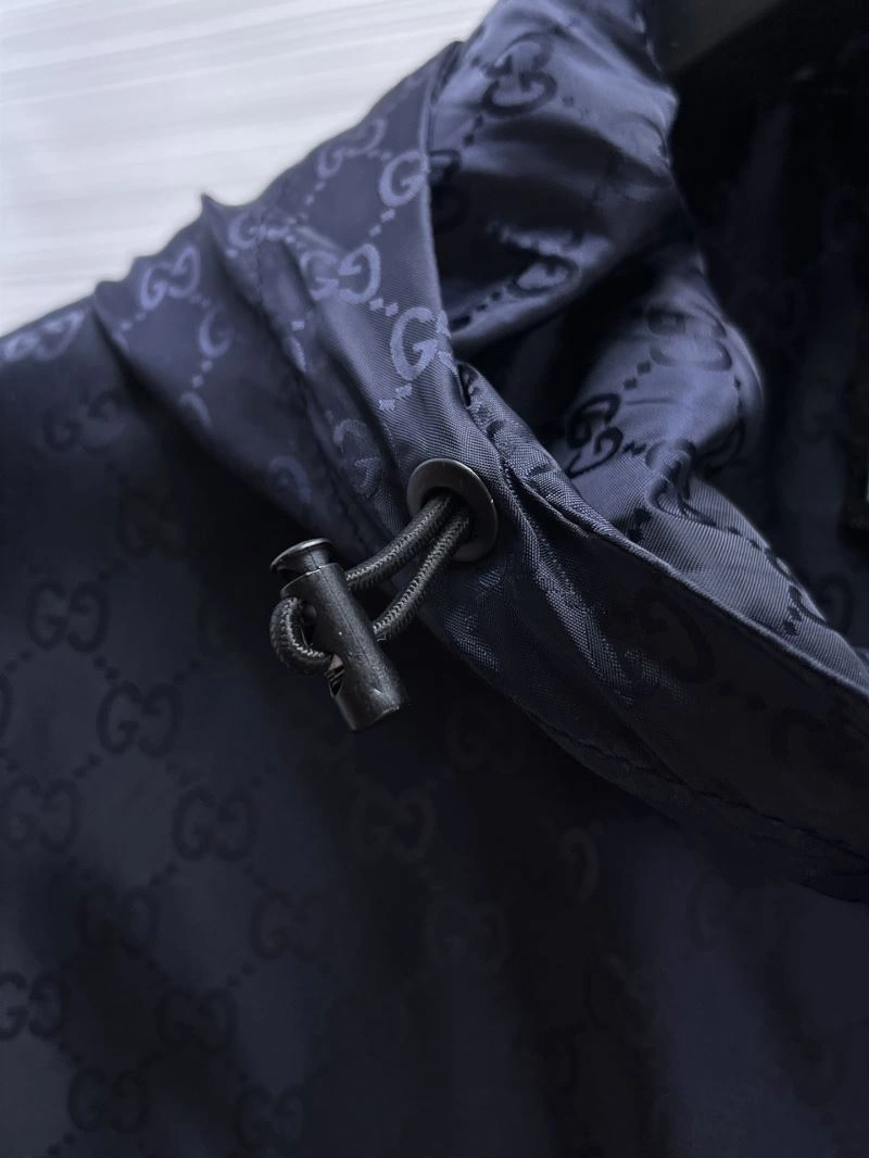 Gucci Outwear Fashionable 126323