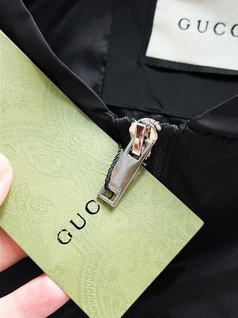 Gucci Outwear Bold 126318