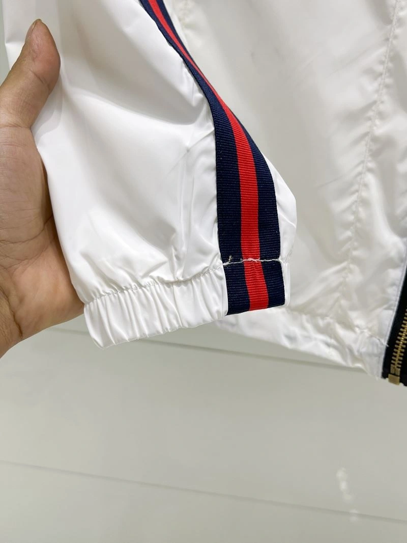 Gucci Outwear Durable 126321