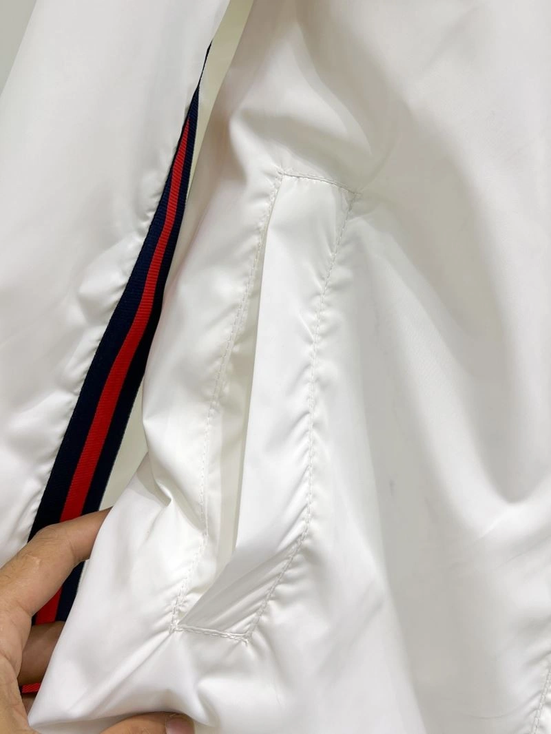 Gucci Outwear Durable 126321
