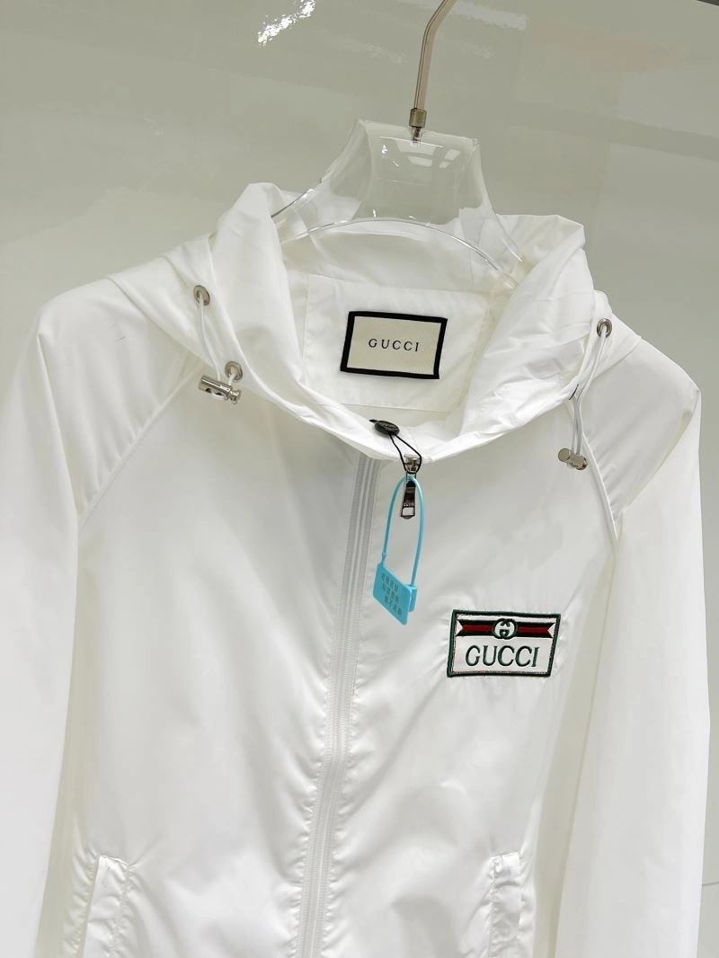 MultiPurpose Gucci Outwear 126294