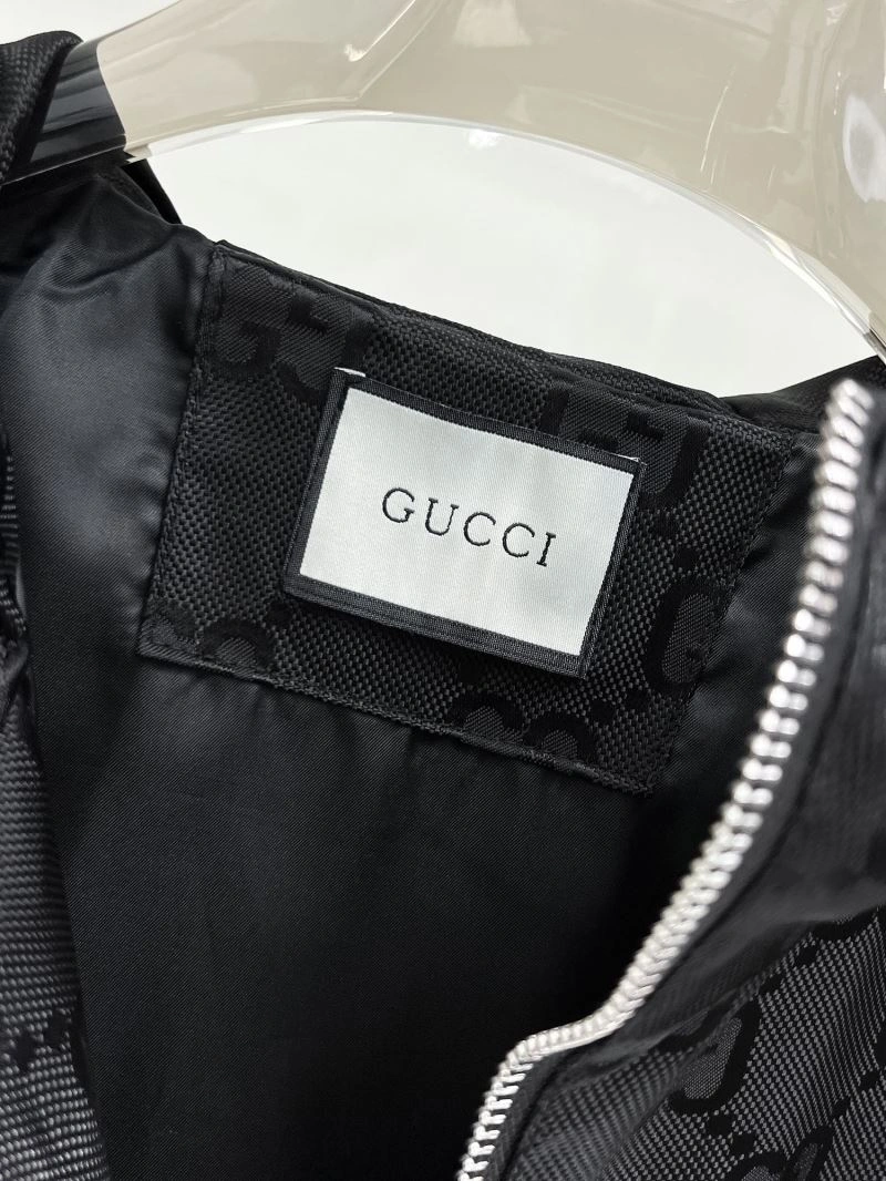 Gucci Outwear Lightweight 126322