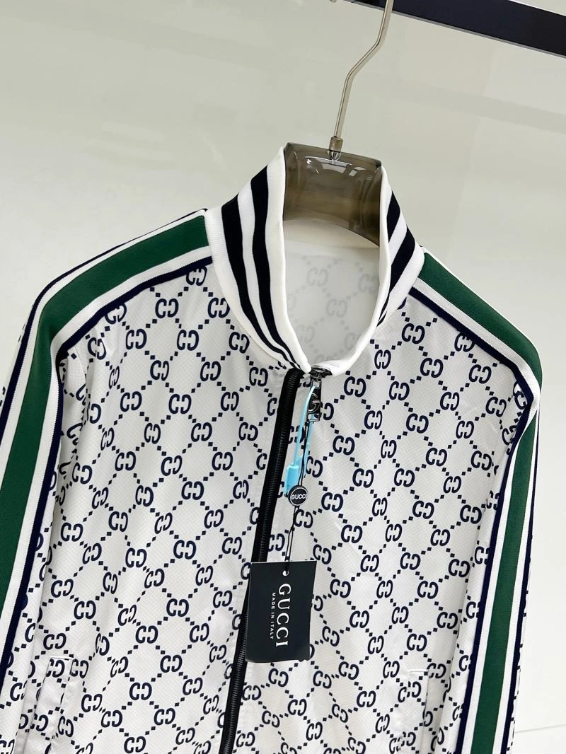 ModernLook Gucci Outwear 126312
