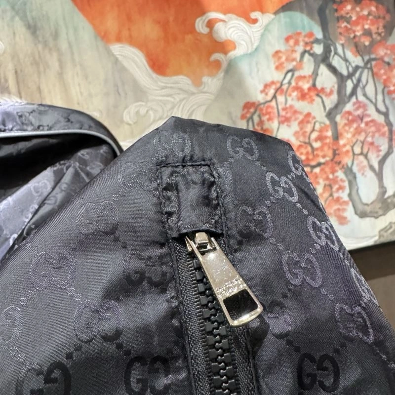 Casual Gucci Outwear 126304