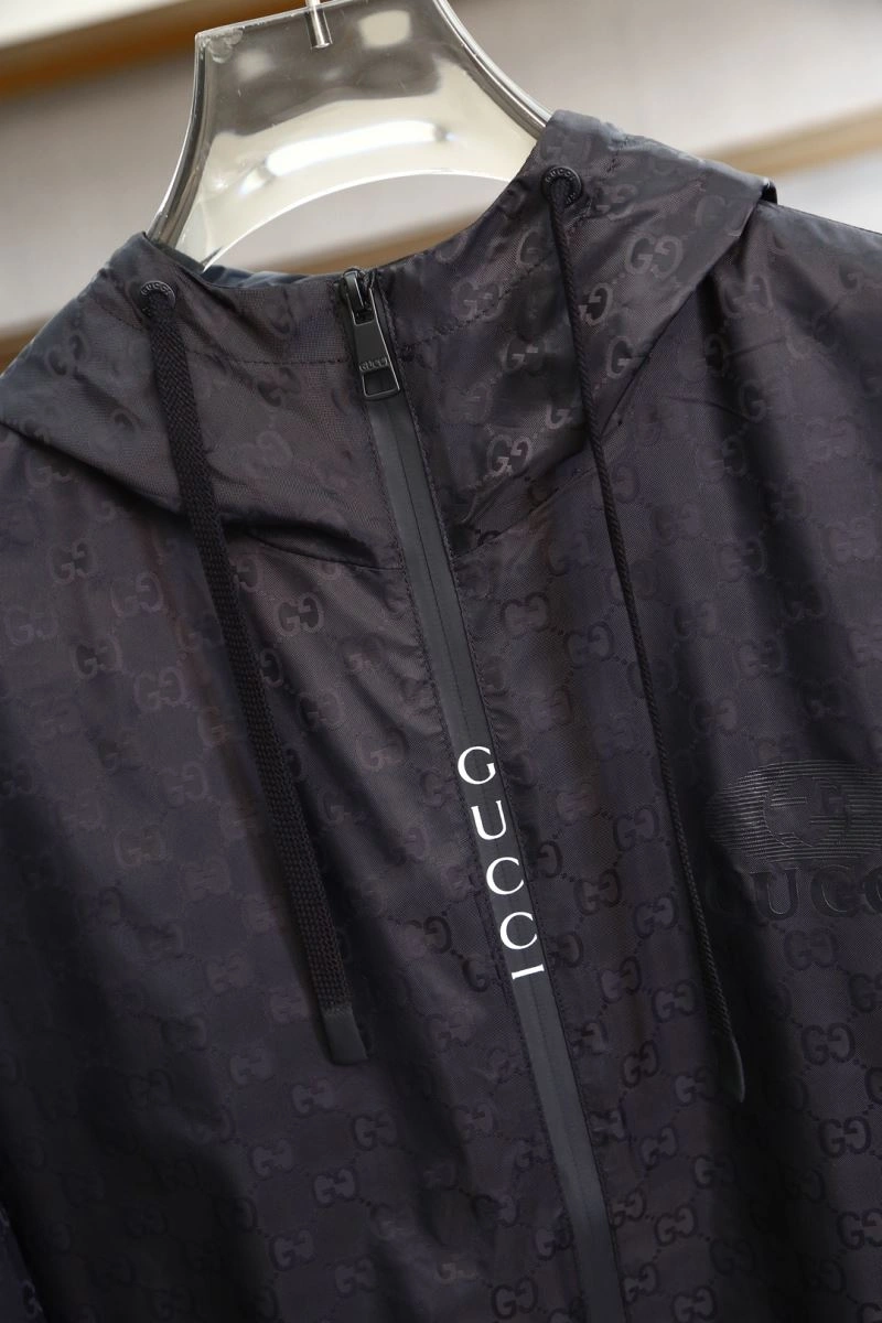 Gucci Outwear SmoothTexture 126296