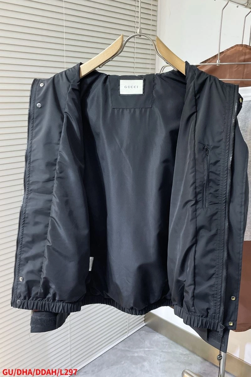 Gucci Outwear Resilient 126292