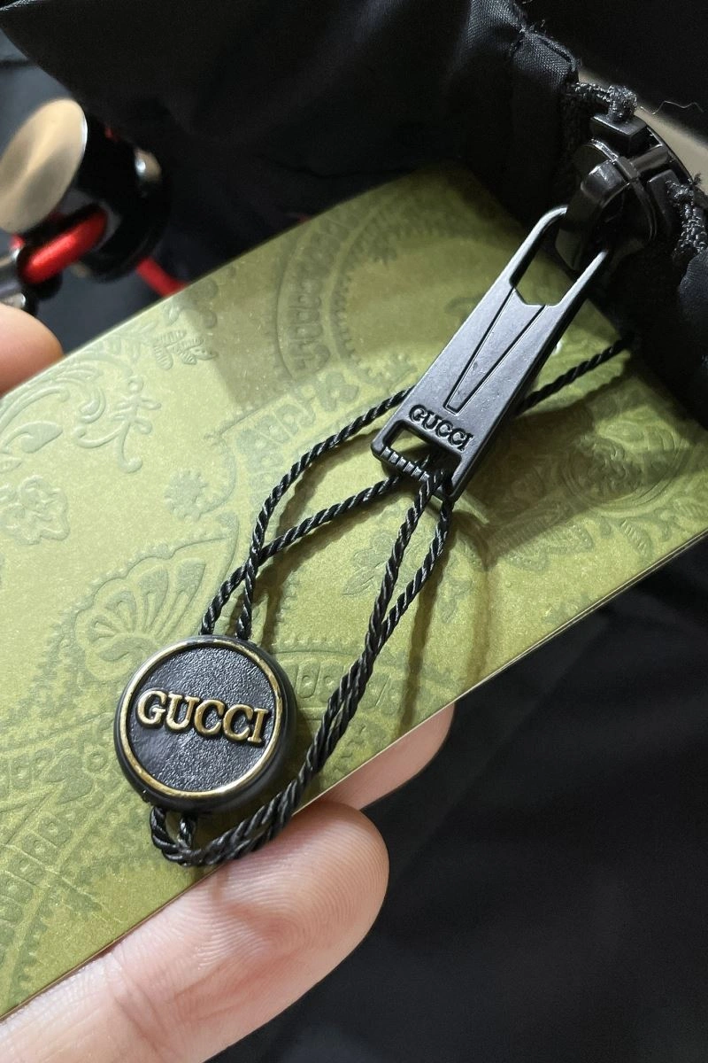 Gucci Outwear Resilient 126292