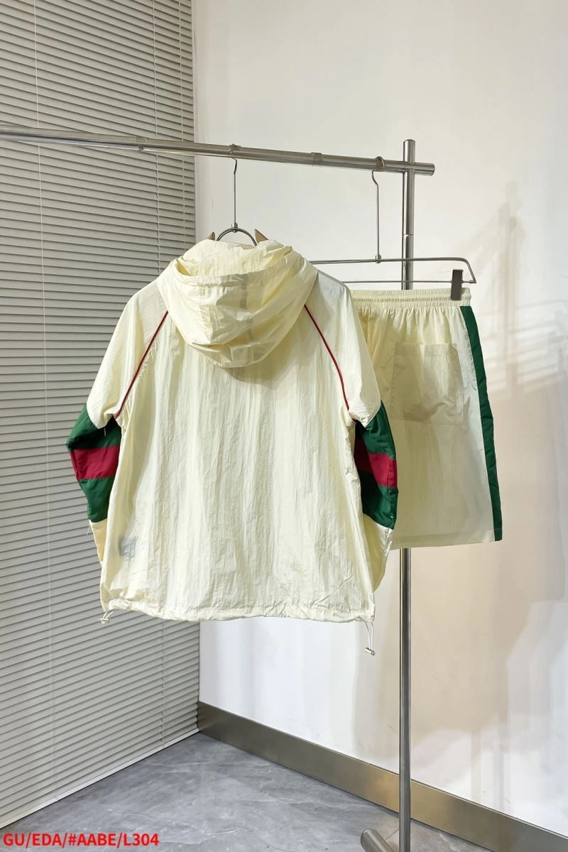Gucci Outwear Trendy 126290
