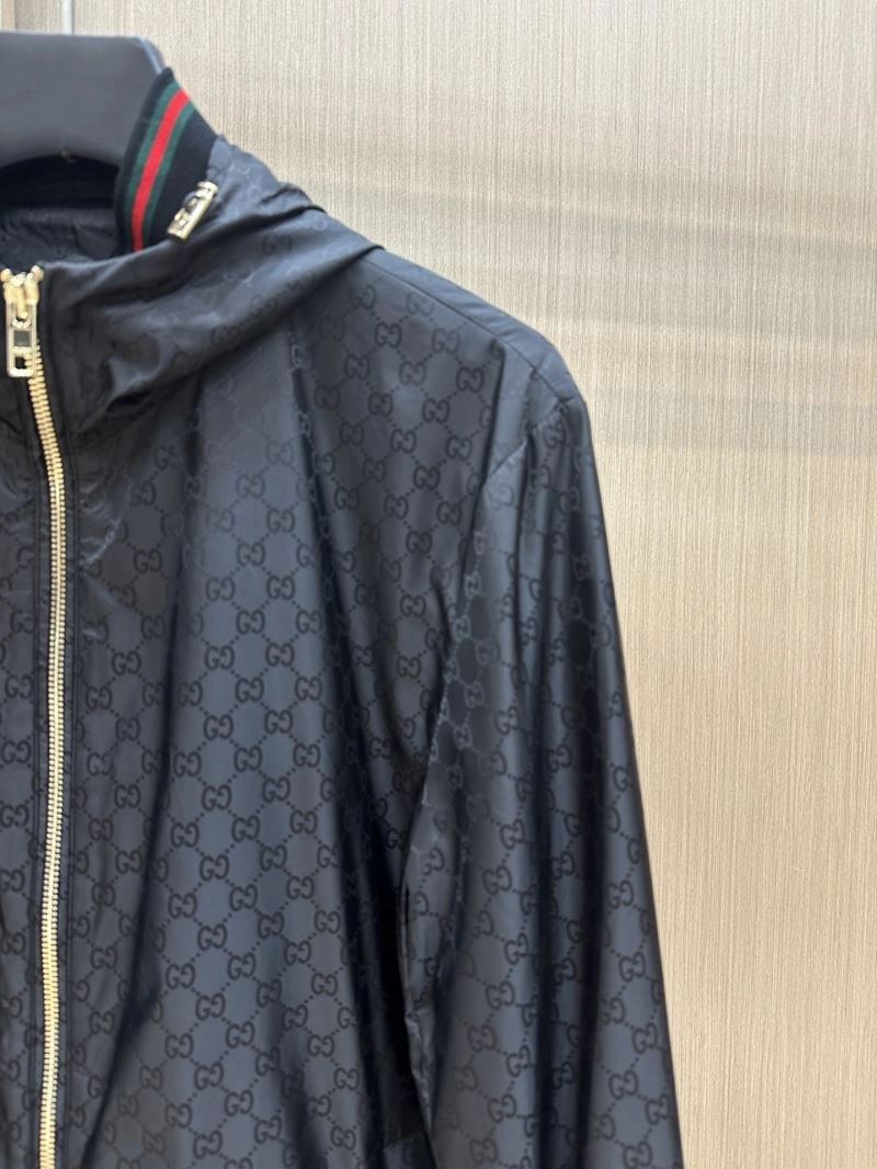 Gucci Outwear Lightweight 126287