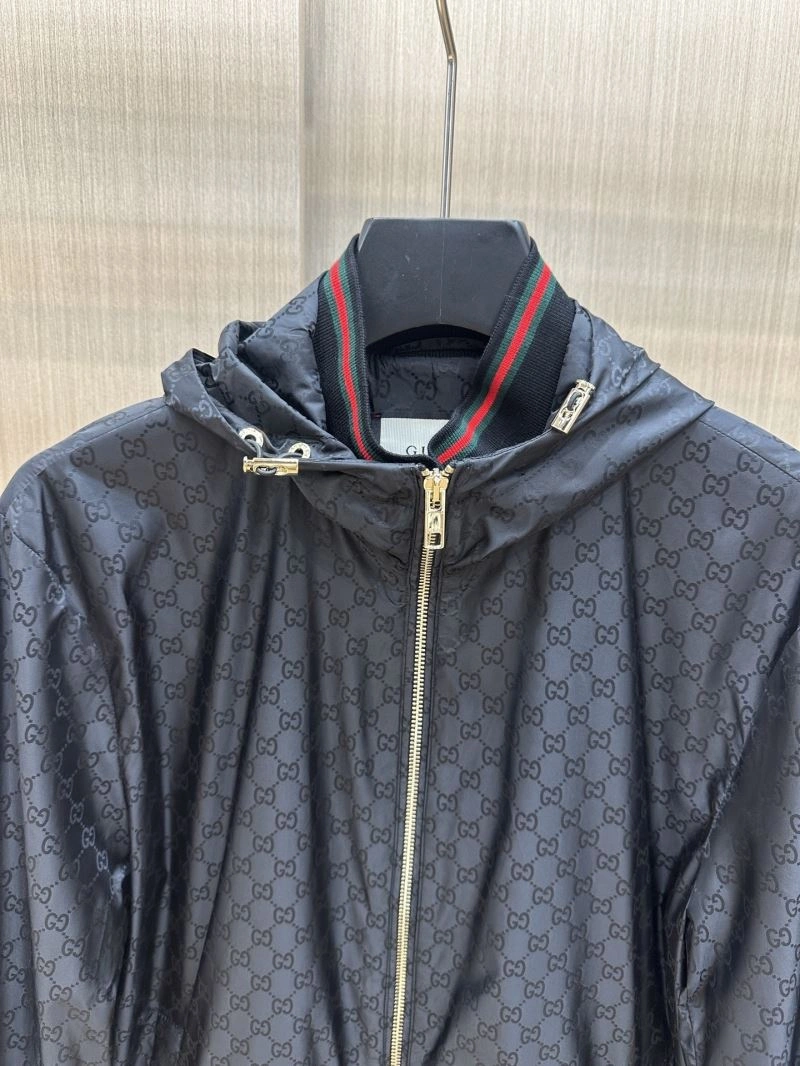 Gucci Outwear Lightweight 126287
