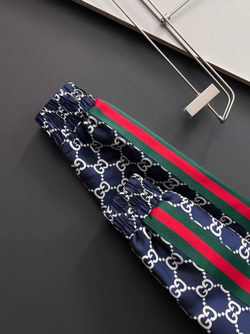 ZipUp Gucci Outwear 126286