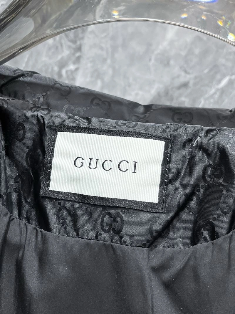 Gucci Outwear Minimalist 126284