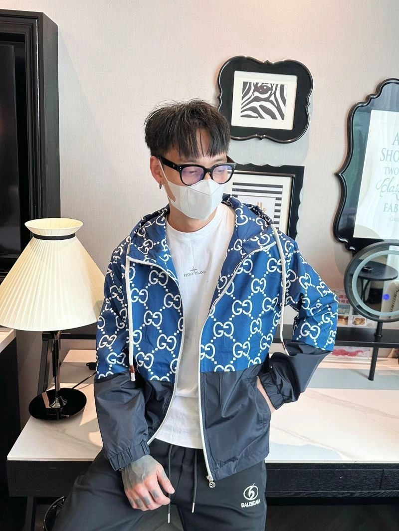 Comfortable Gucci Outwear 125939