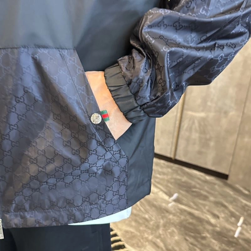 FlexibleFit Gucci Outwear 125943