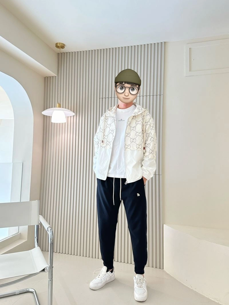 Breathable Gucci Outwear 125928