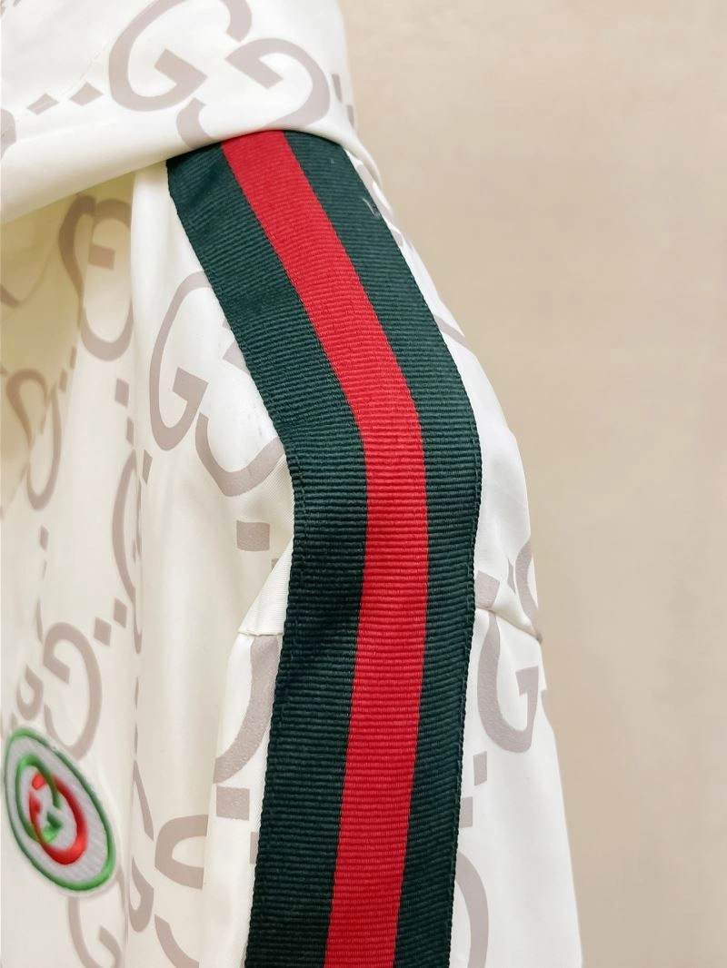 Gucci Outwear WaterResistant 125935