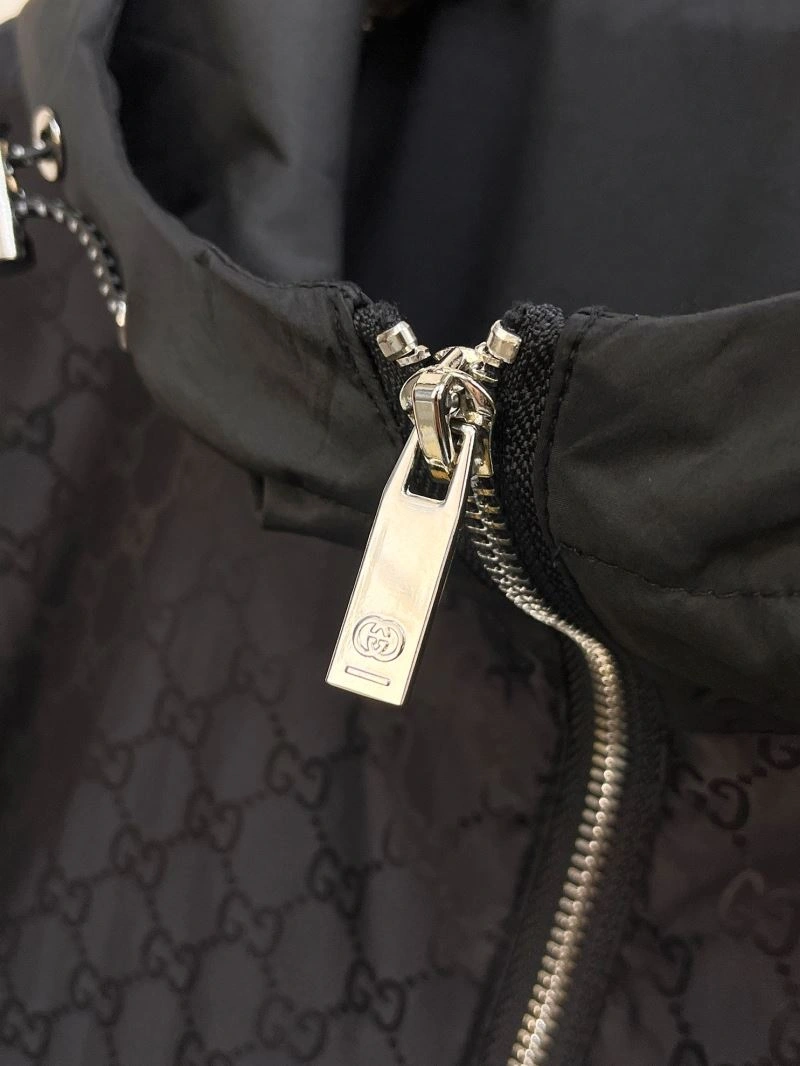 Practical Gucci Outwear 125918