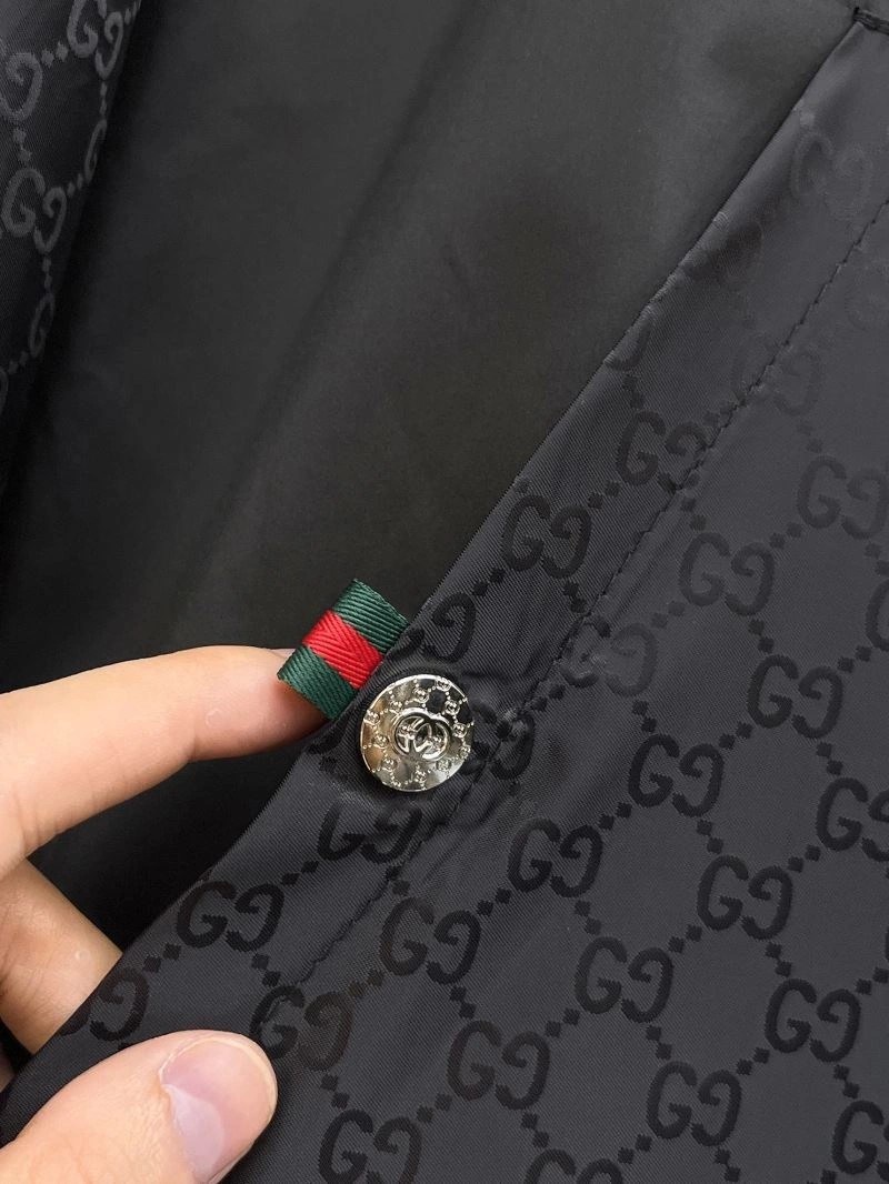 Practical Gucci Outwear 125918