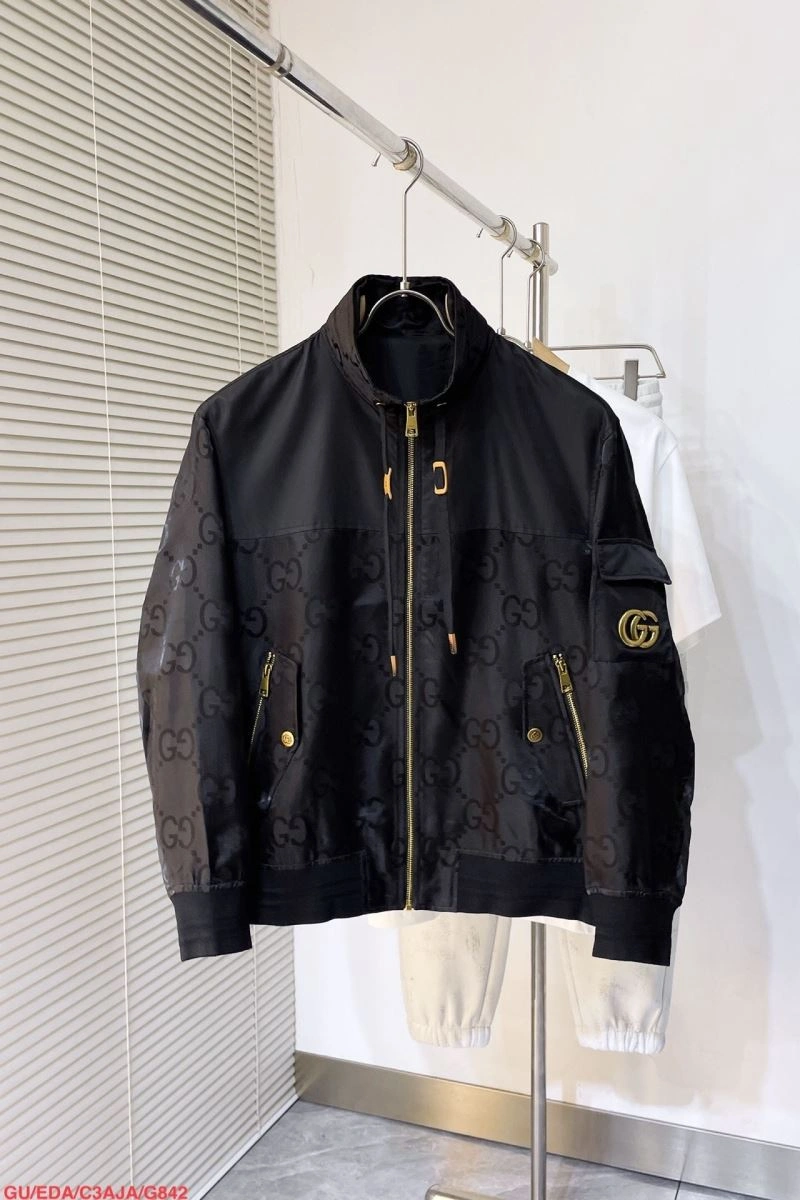 Bright Gucci Outwear 125900