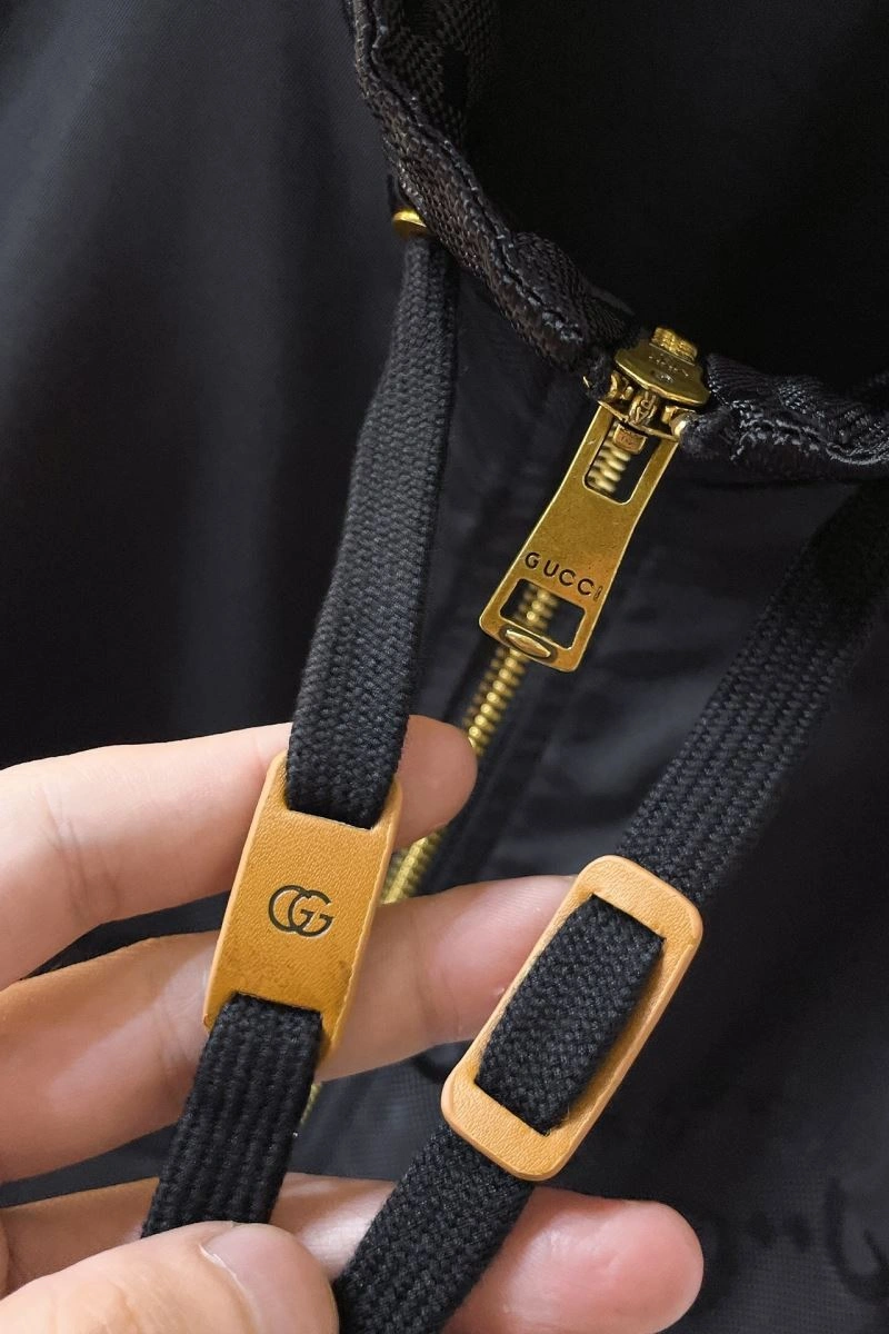 Bright Gucci Outwear 125900