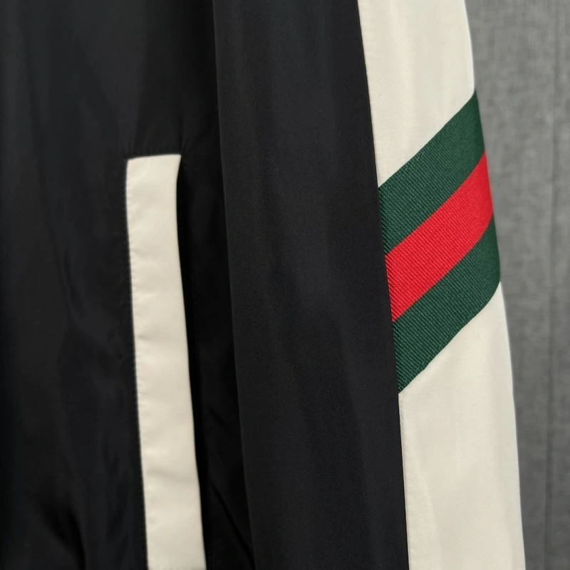 Gucci Outwear SmoothTexture 125889