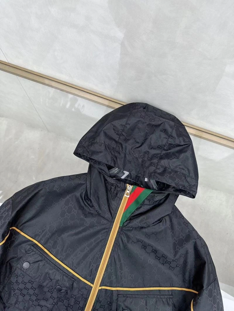 Gucci Outwear ComfortFit 125893