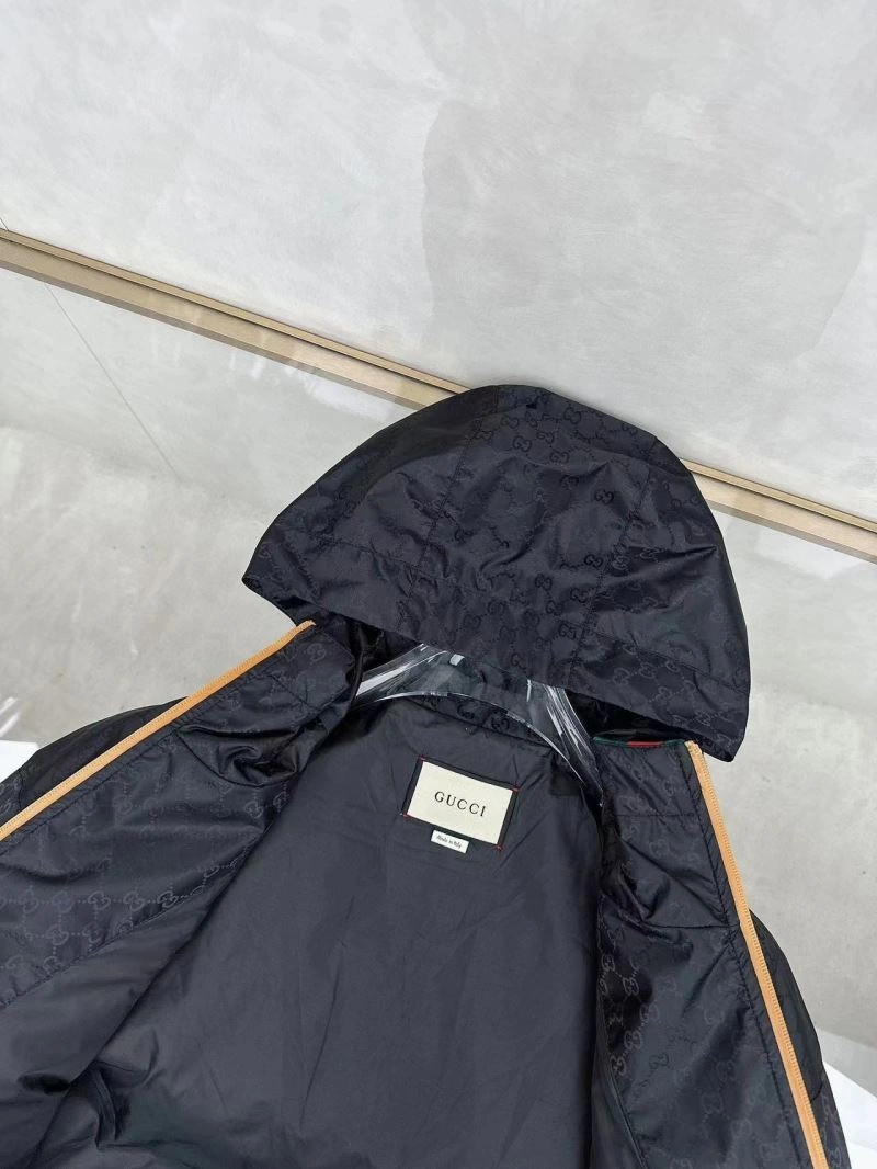 Gucci Outwear ComfortFit 125893