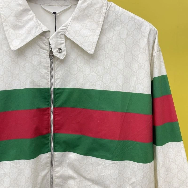 Unisex Gucci Outwear 125883