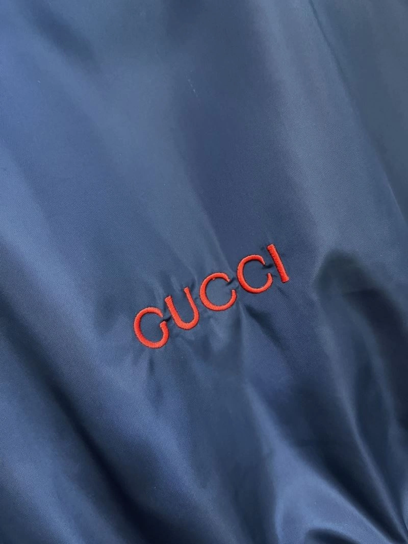 Chic Gucci Outwear 125895