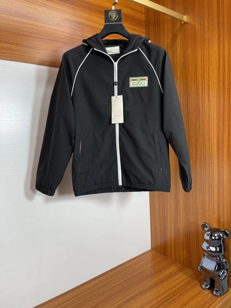 Bold Gucci Outwear 125877