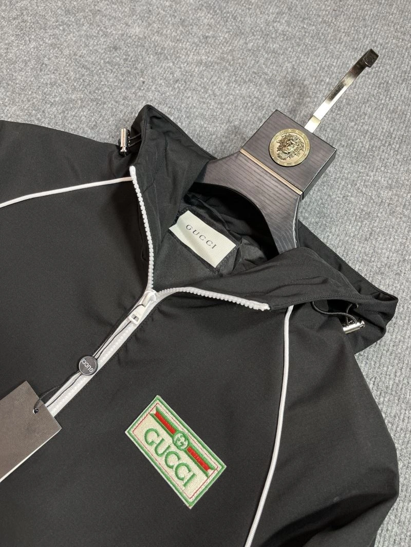 Bold Gucci Outwear 125877