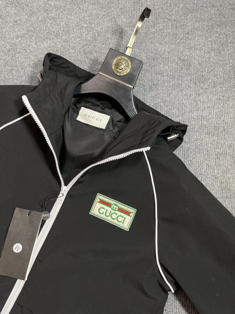 Bold Gucci Outwear 125877