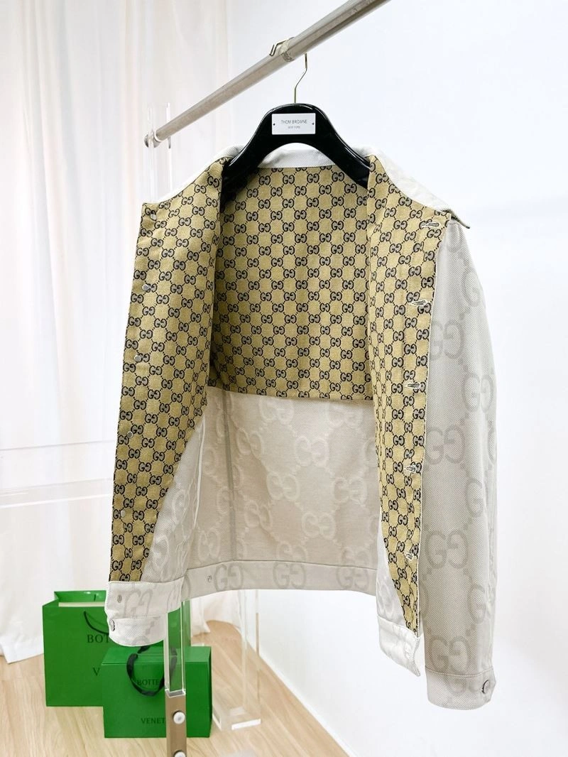Gucci Outwear Chic 125874