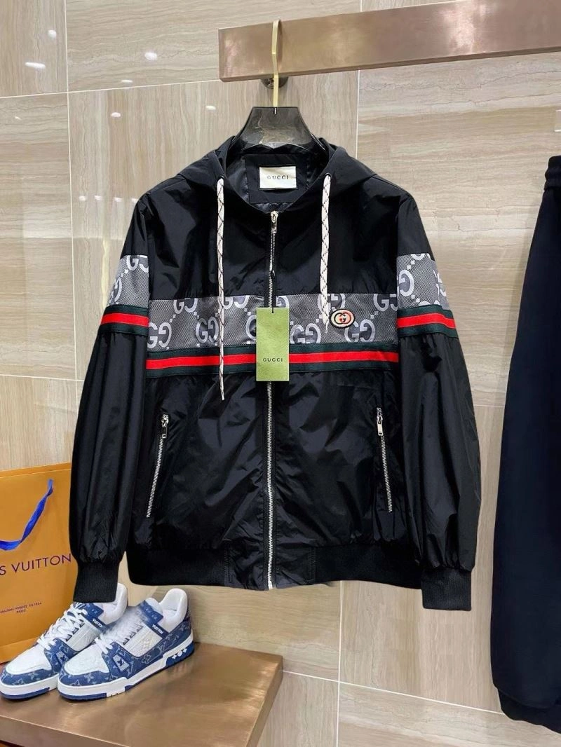 Gucci Outwear Flexible 125892