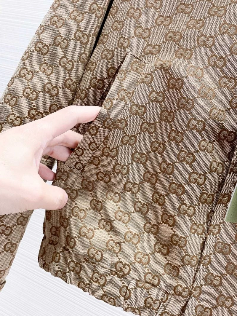 Efficient Gucci Outwear 125869