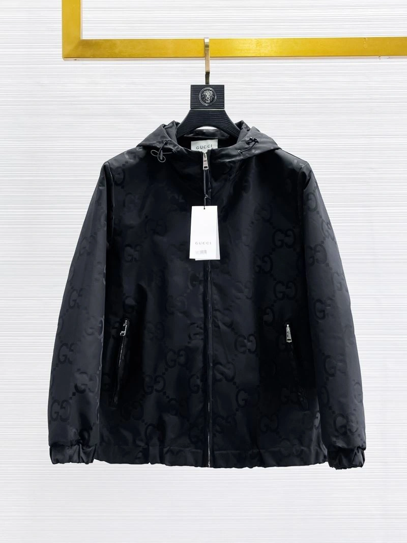 Comfortable Gucci Outwear 125861