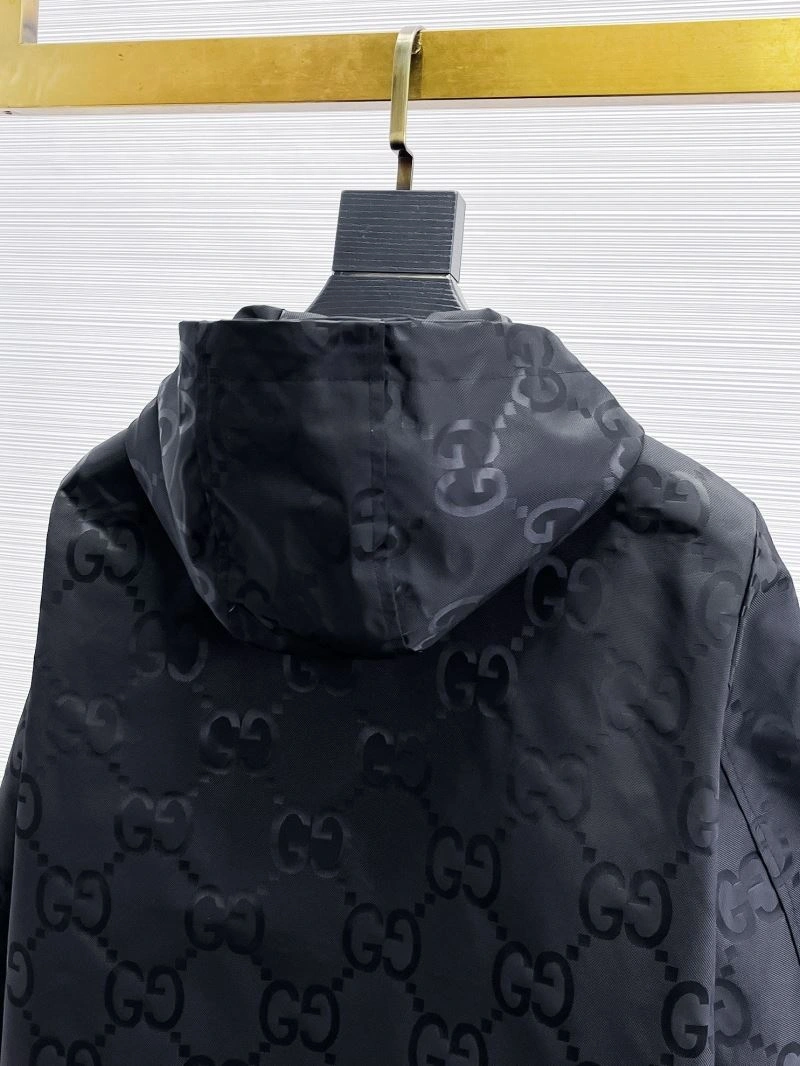 Comfortable Gucci Outwear 125861