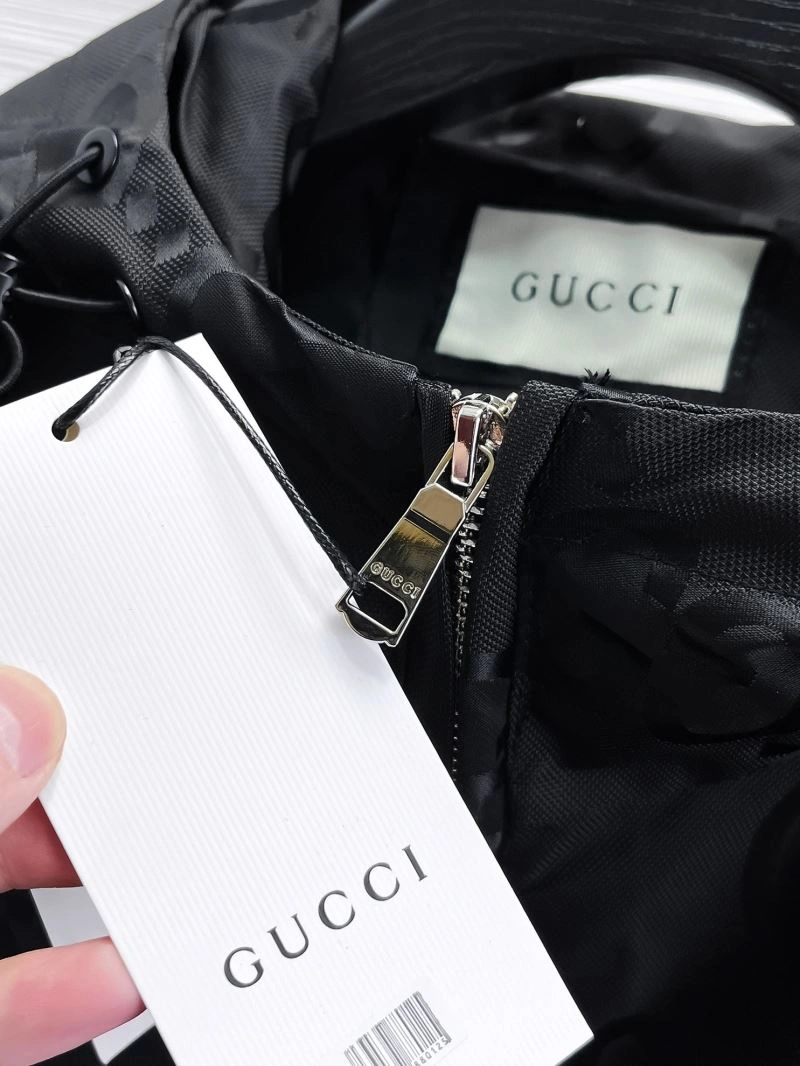 Comfortable Gucci Outwear 125861
