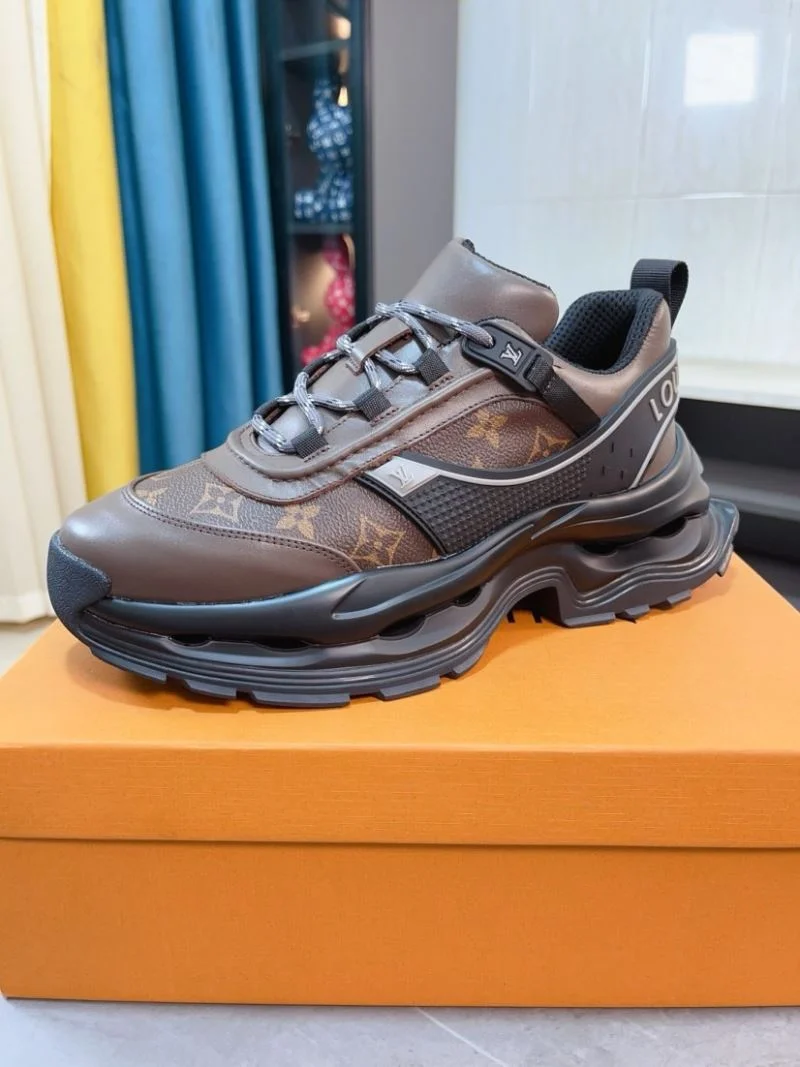Gucci Rhyton Shoes Breathable 25382