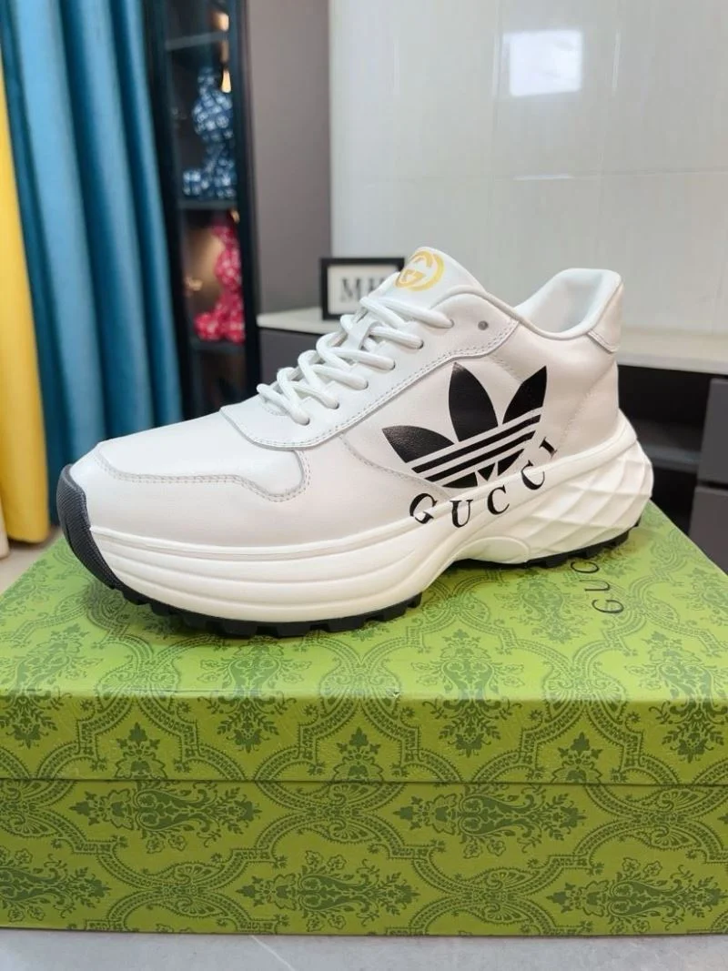 Gucci Rhyton Shoes Compact 25343