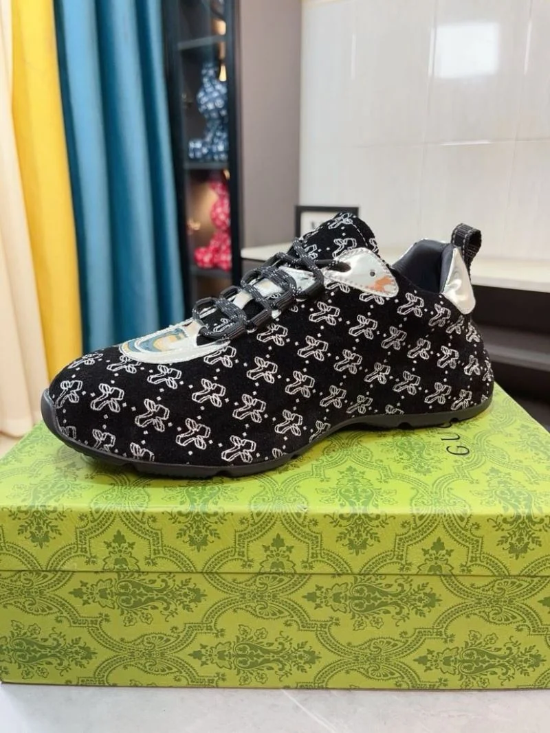 Snug Gucci Rhyton Shoes 25331