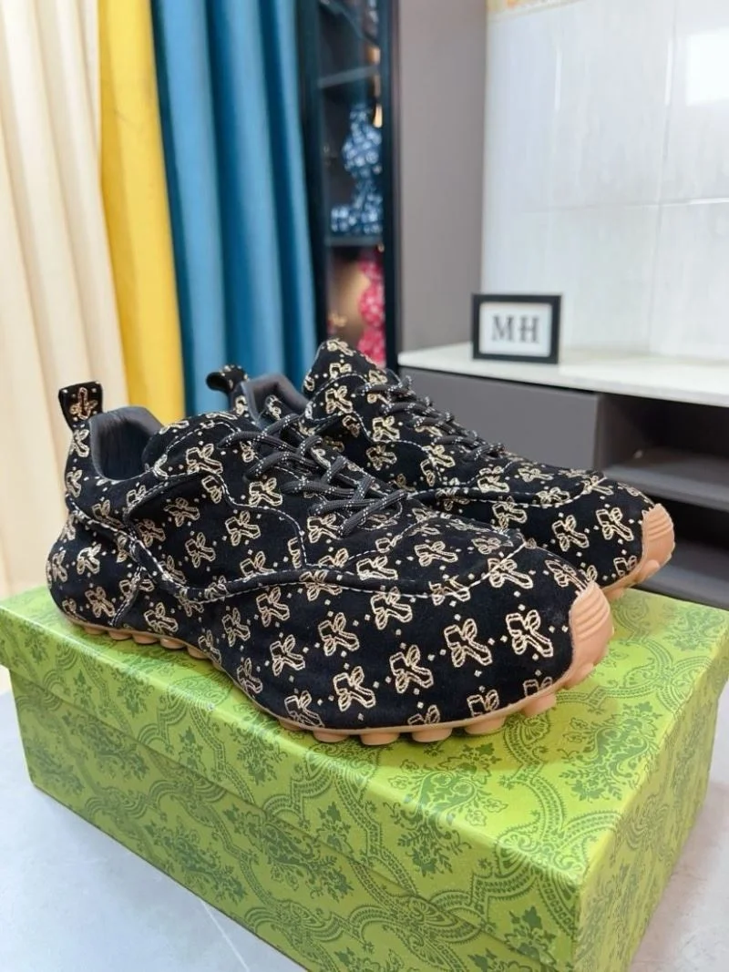 Functional Gucci Rhyton Shoes 25332