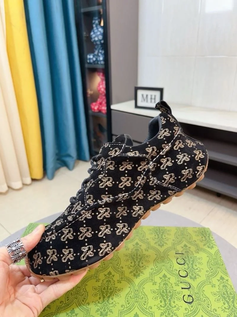 Functional Gucci Rhyton Shoes 25332