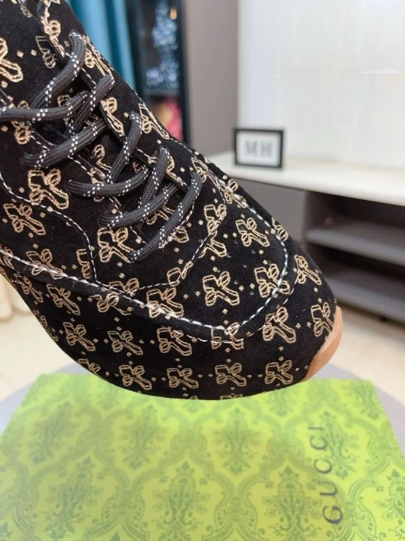 Functional Gucci Rhyton Shoes 25332