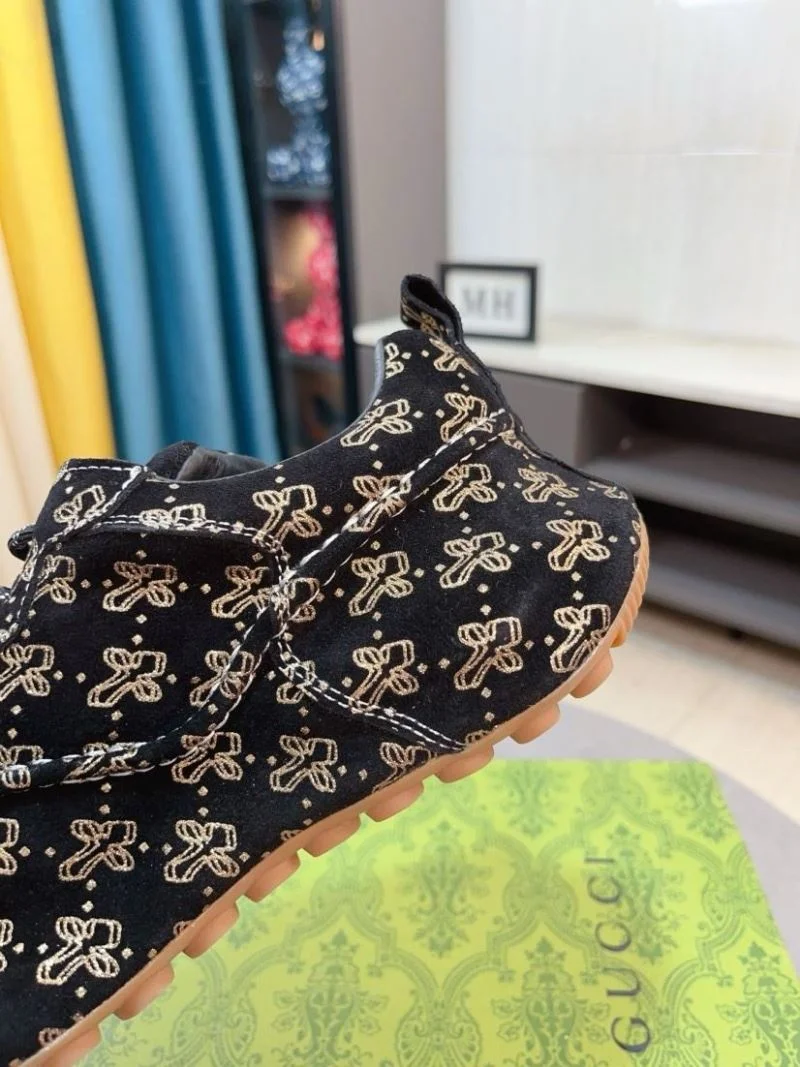 Functional Gucci Rhyton Shoes 25332