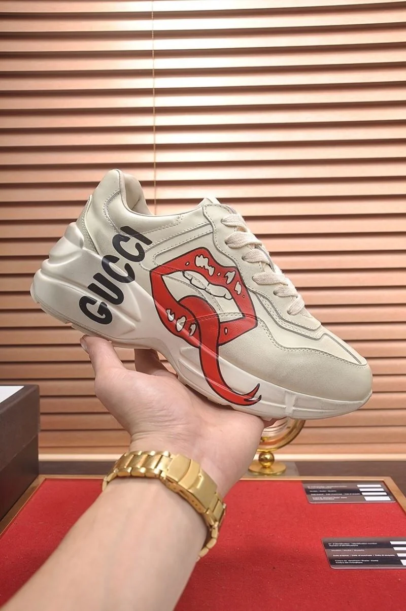 Gucci Rhyton Shoes Lightweight 25281