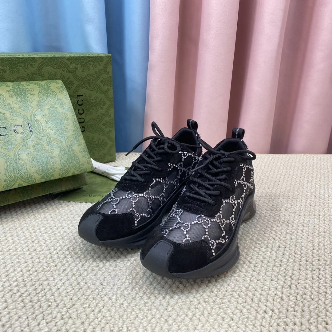Gucci Rhyton Shoes Breathable 24427