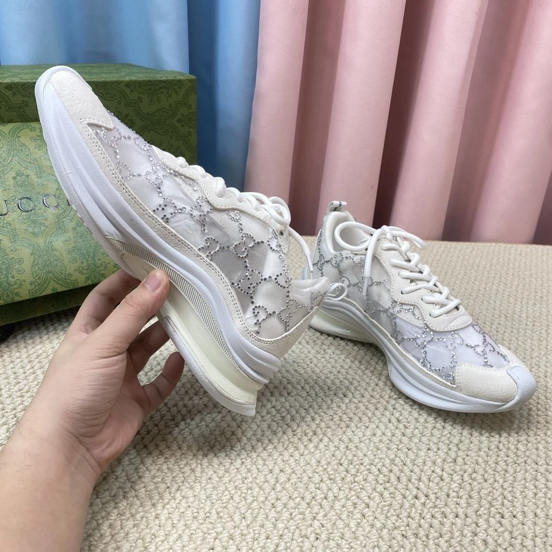 Gucci Rhyton Shoes Stretchable 24431
