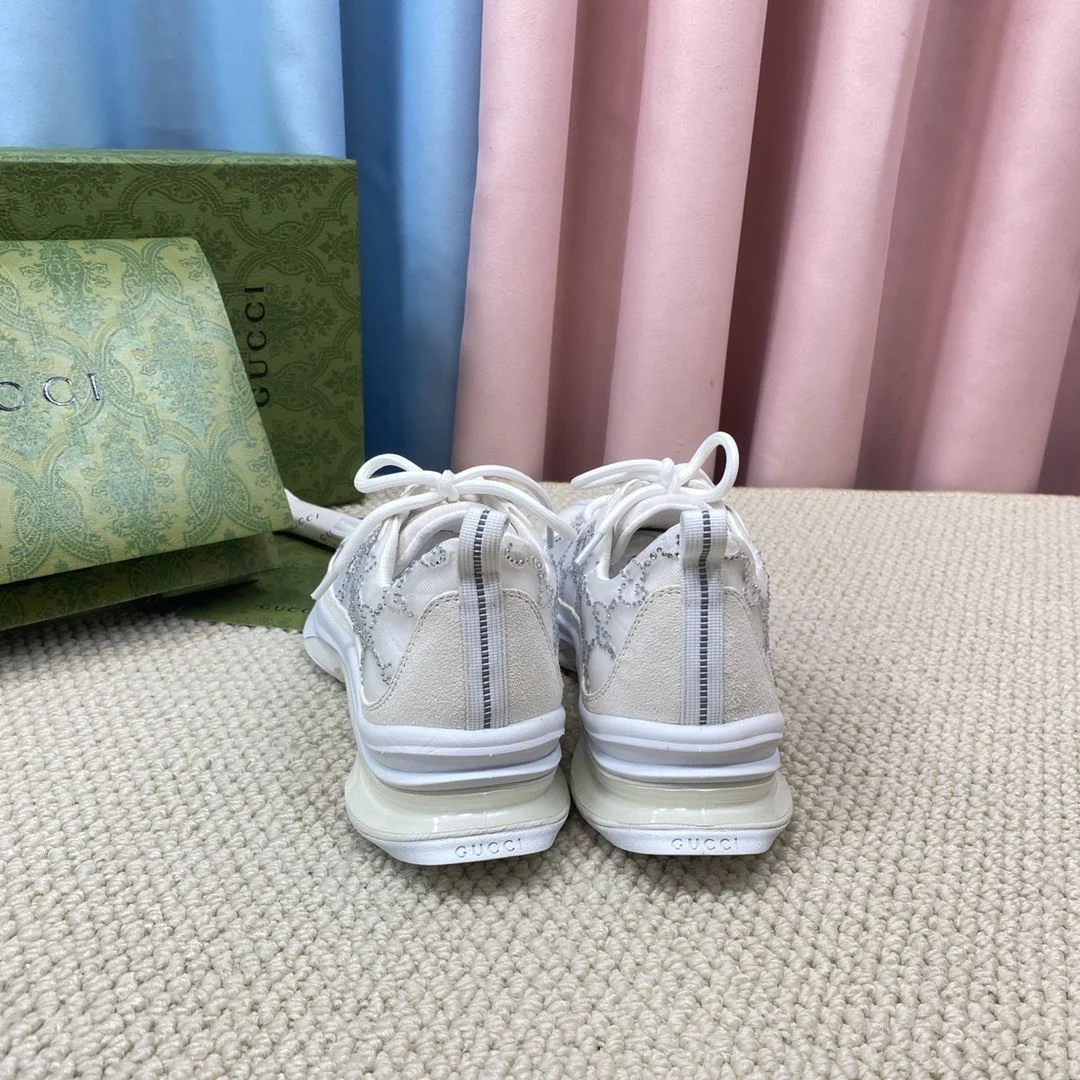 Gucci Rhyton Shoes Stretchable 24431